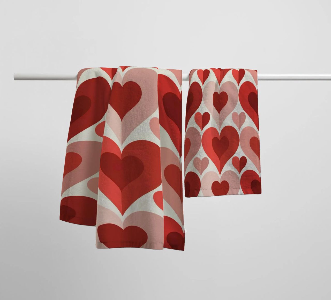 Ripetere il motivo del cuore asciugamano da bagno da Shark Printables