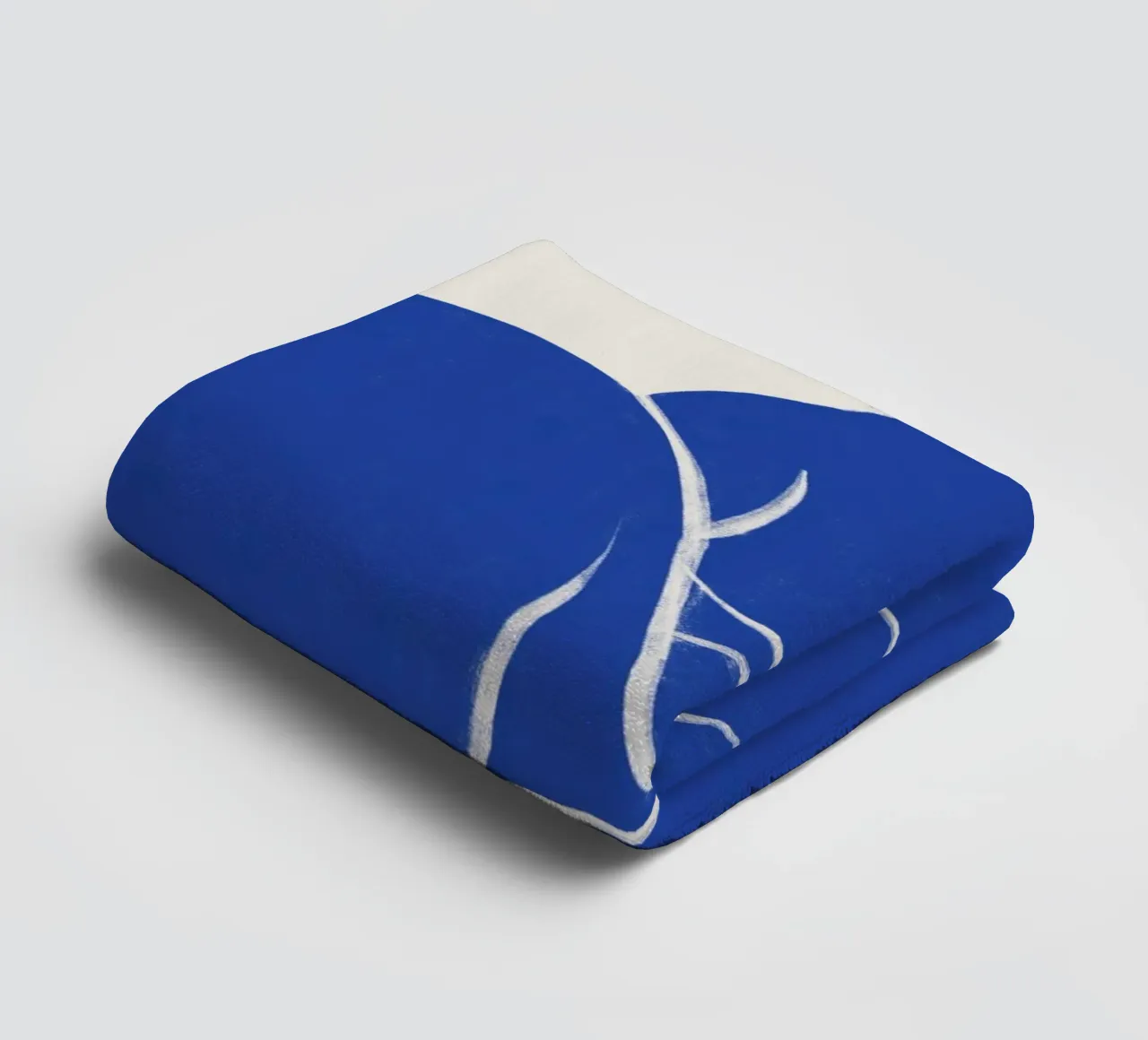 Contorno sereno en azul - Impresión abstracta de arte desnudo toalla de baño de kookiepixel