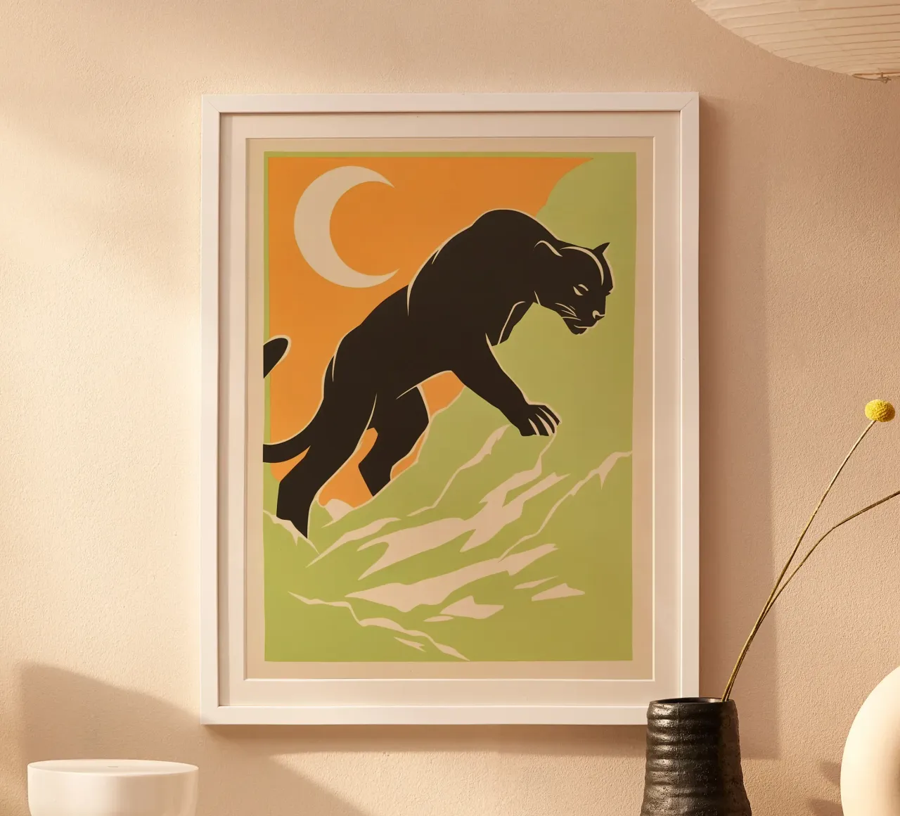 Pantera nera con mezzaluna arancione | Serigrafia poster con telaio in plastica da Autofocus