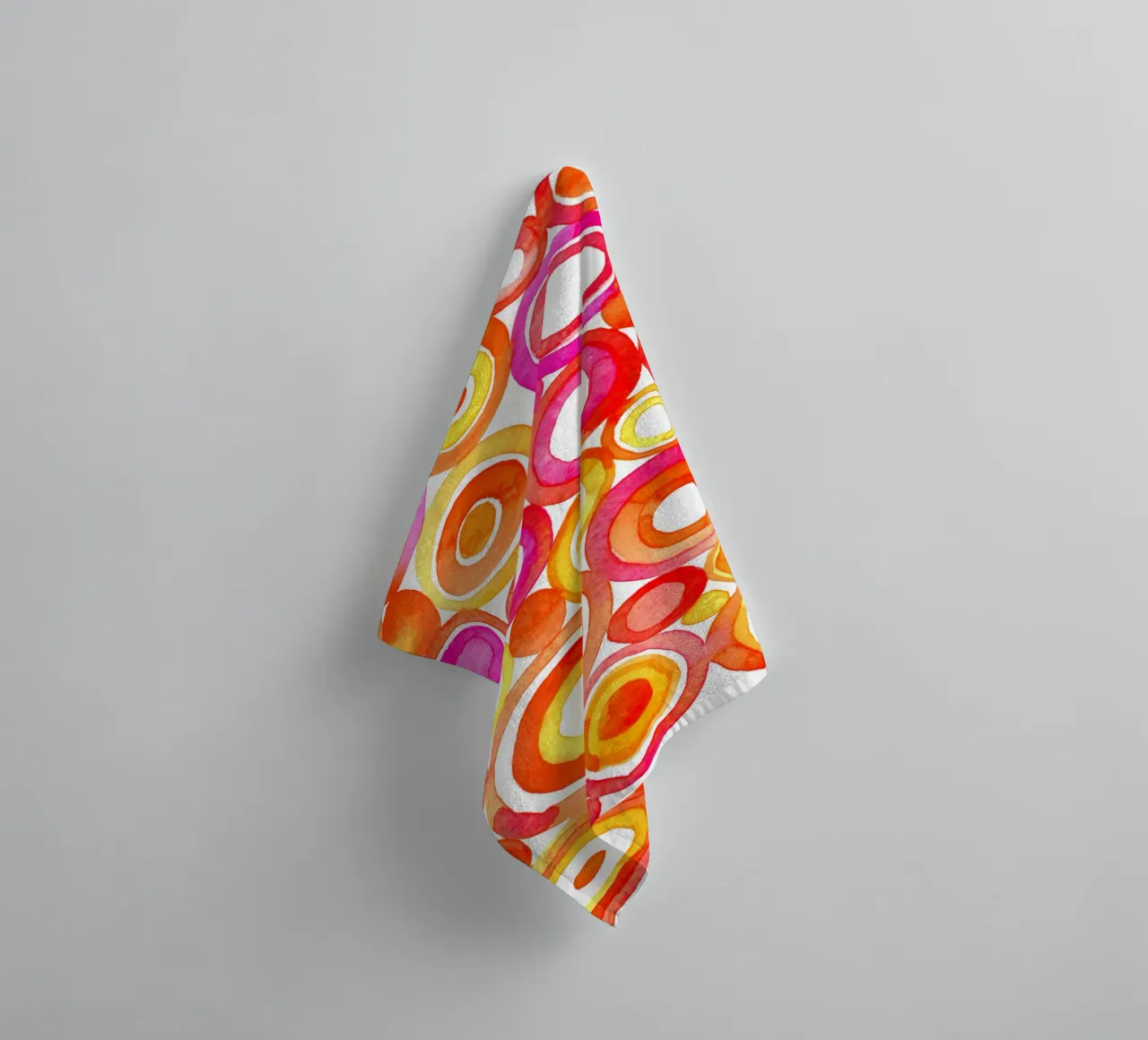 Susan Black - Hot Circles towel by The Artcircle