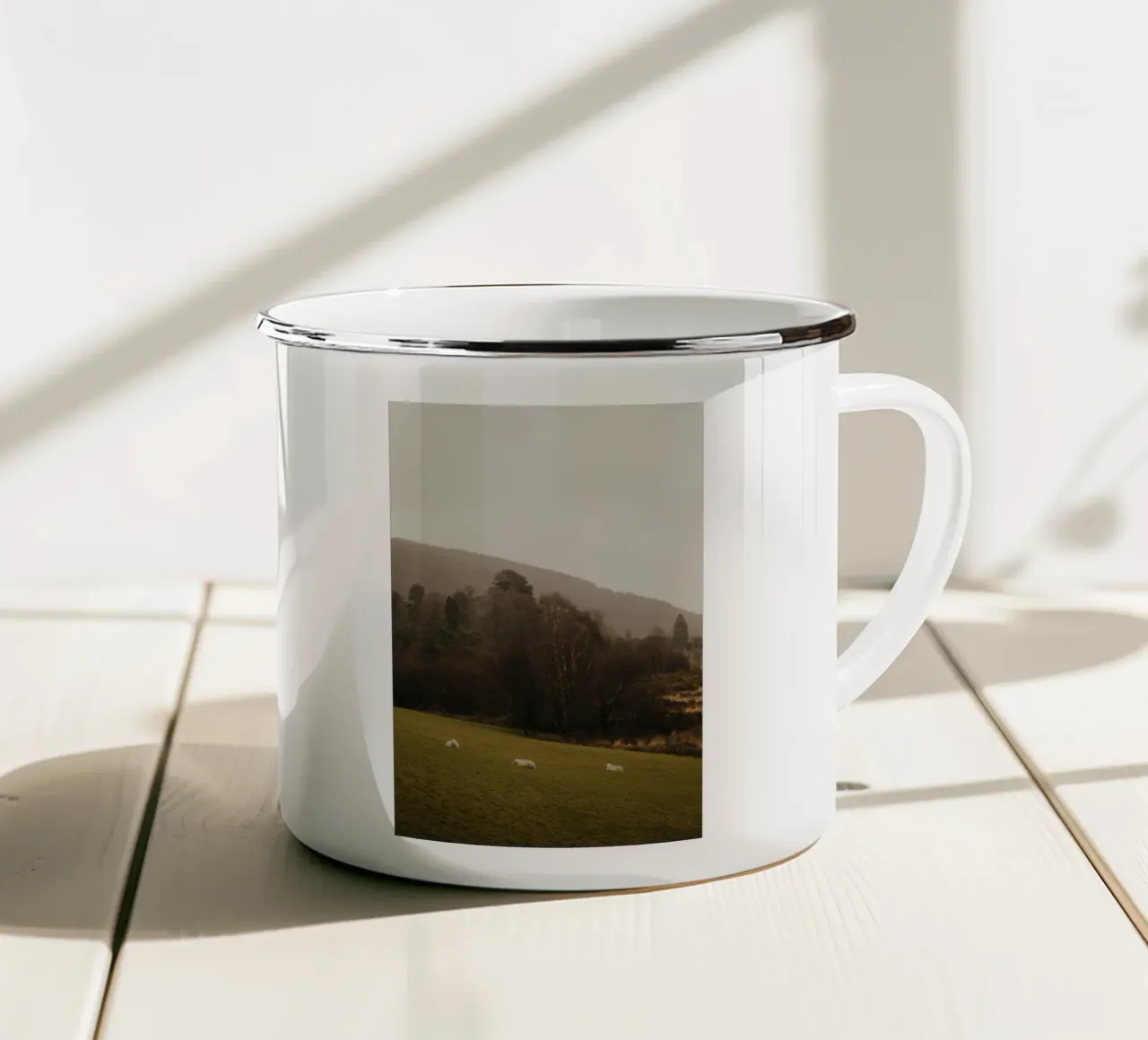 Schafe in Irland tazza in smalto da Stina Freytag