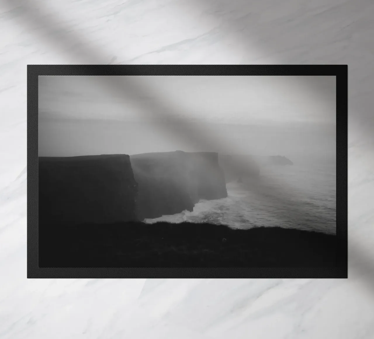 Cliffs of Moher, Irland, schwarz weiß am Abend, Querformat zerbino da Stina Freytag