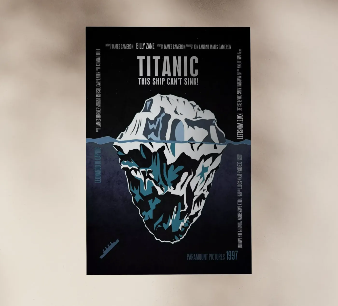Titanic pellicola backlit da Aycan Elijah Yilmaz