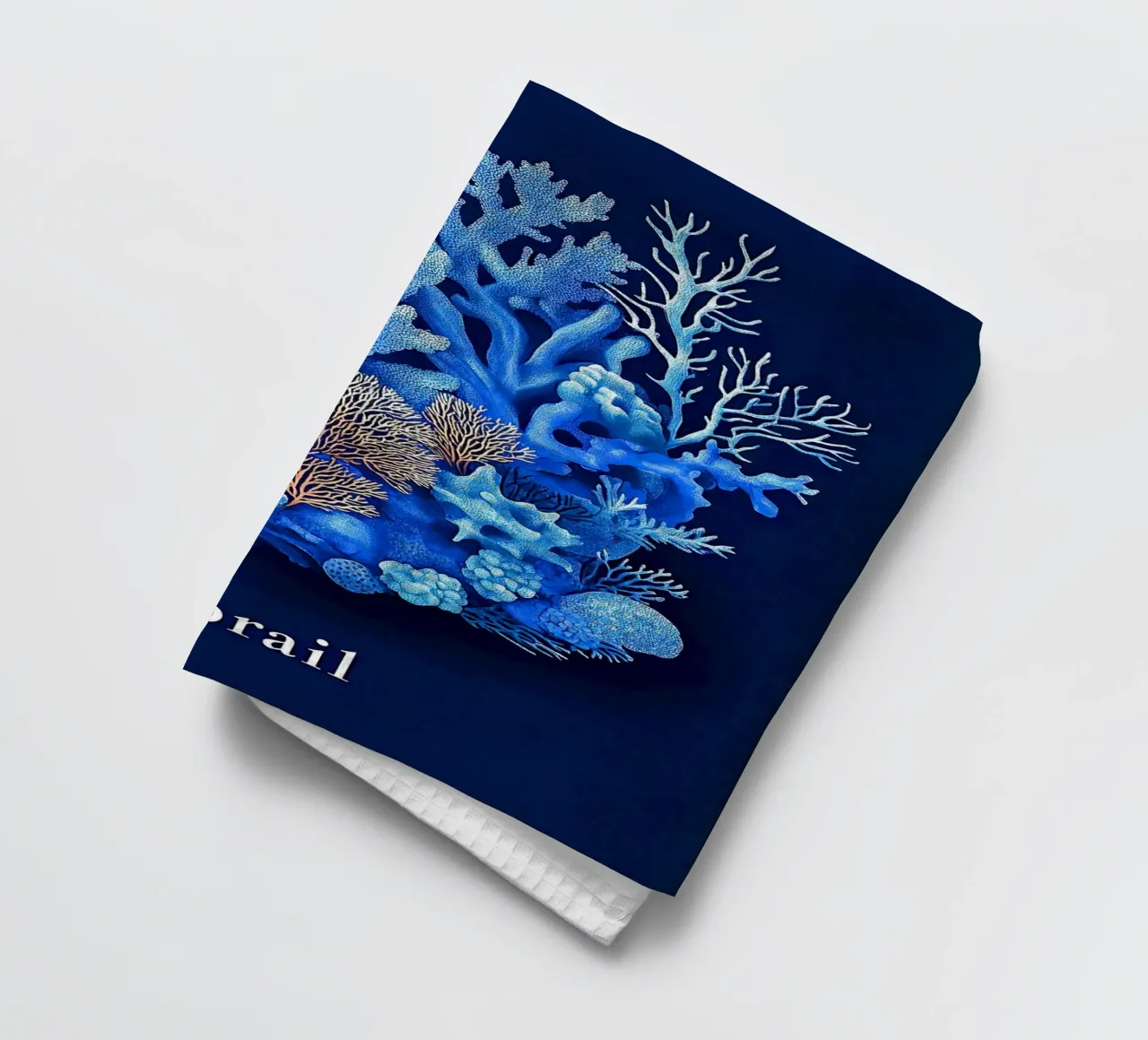 De elegantie van diepblauw - Koraalkunst theedoek van The Sea