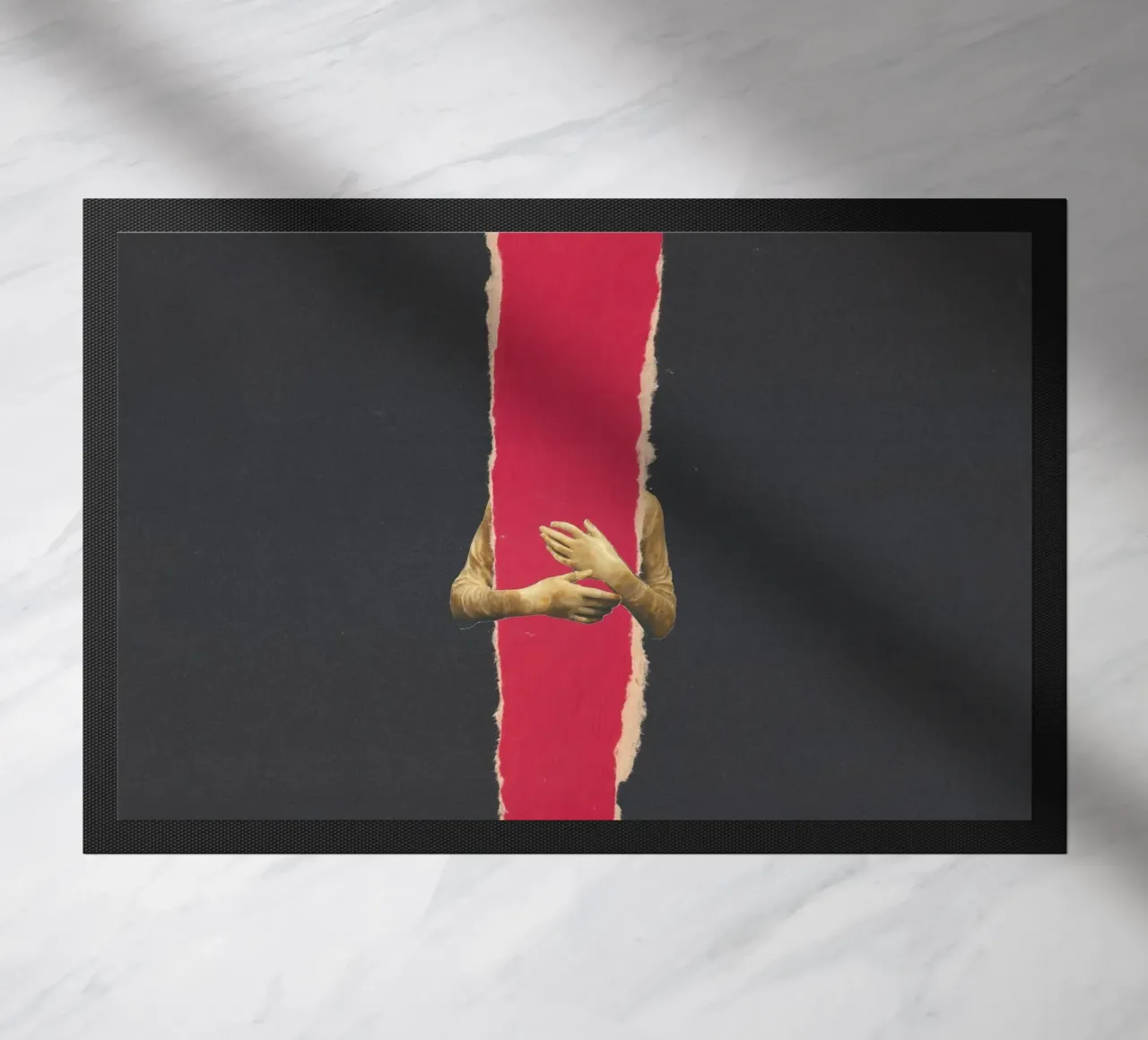 Hold Behind Torn zerbino da Carlos Quitério