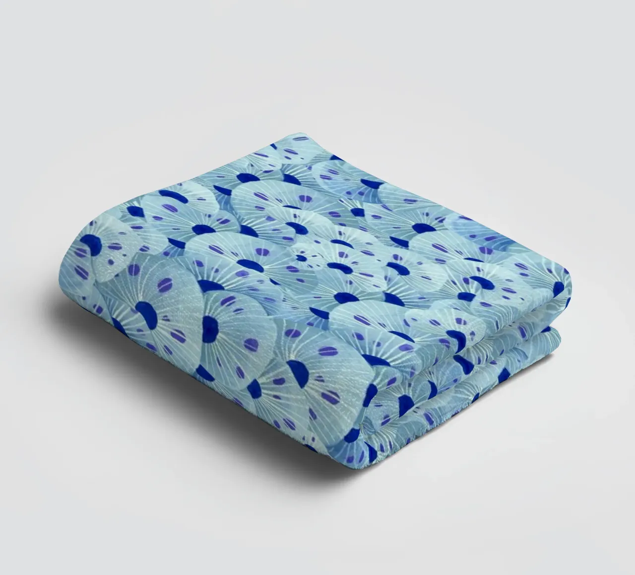 Fantom Fifi Art - Korallenmuster blau asciugamano da bagno da The Artcircle