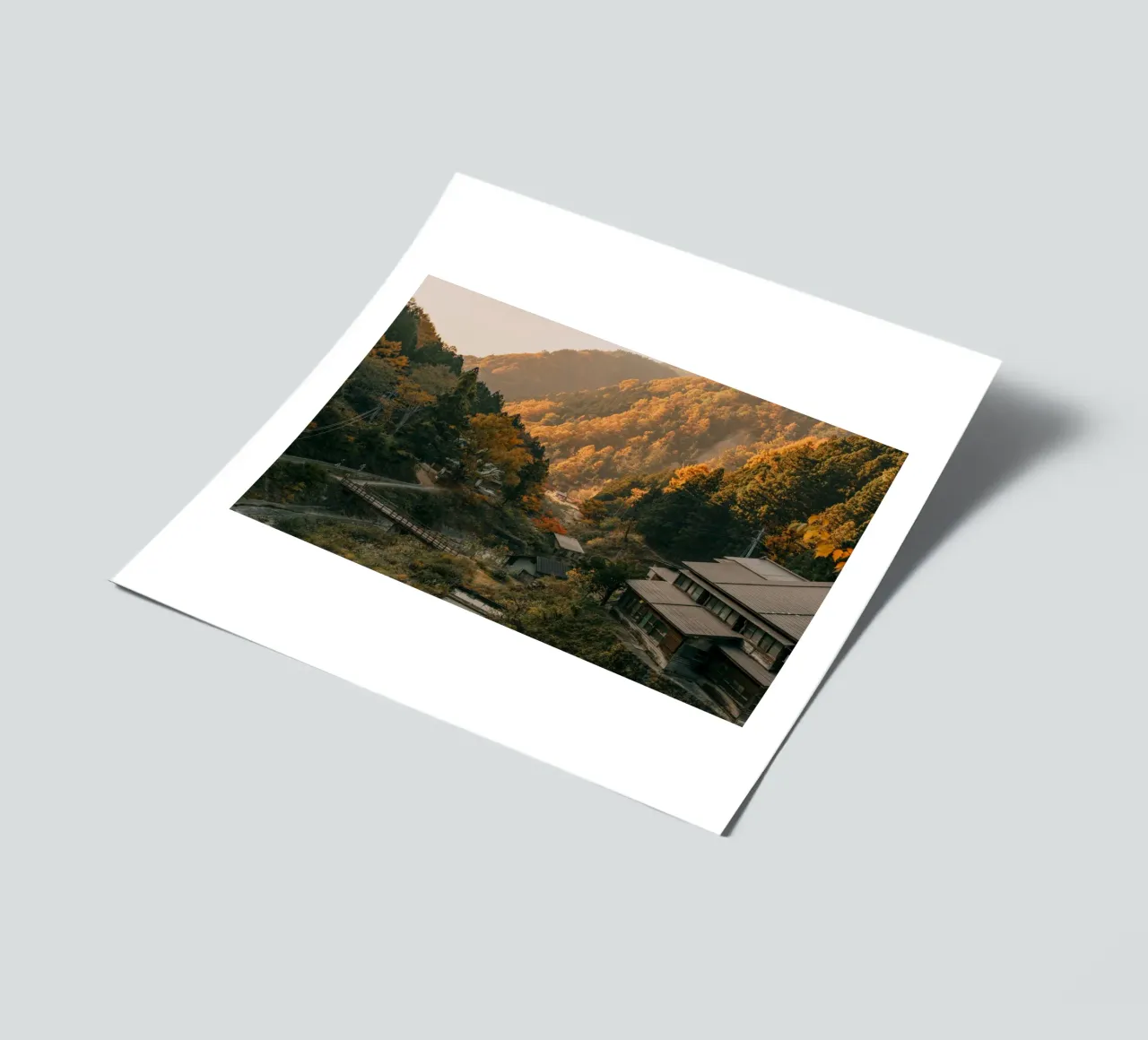 Valle delle sorgenti calde in autunno - Nagano, Giappone foglio adesivo da Marcel Bisig