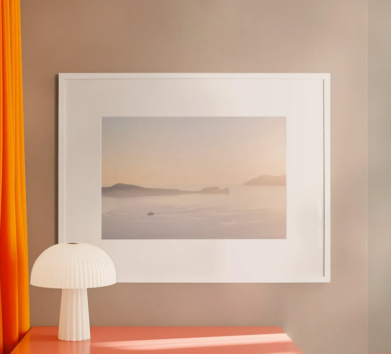 Milos, Grecia I Tramonto rosa pastello poster con telaio in plastica da Julie Travel Photography