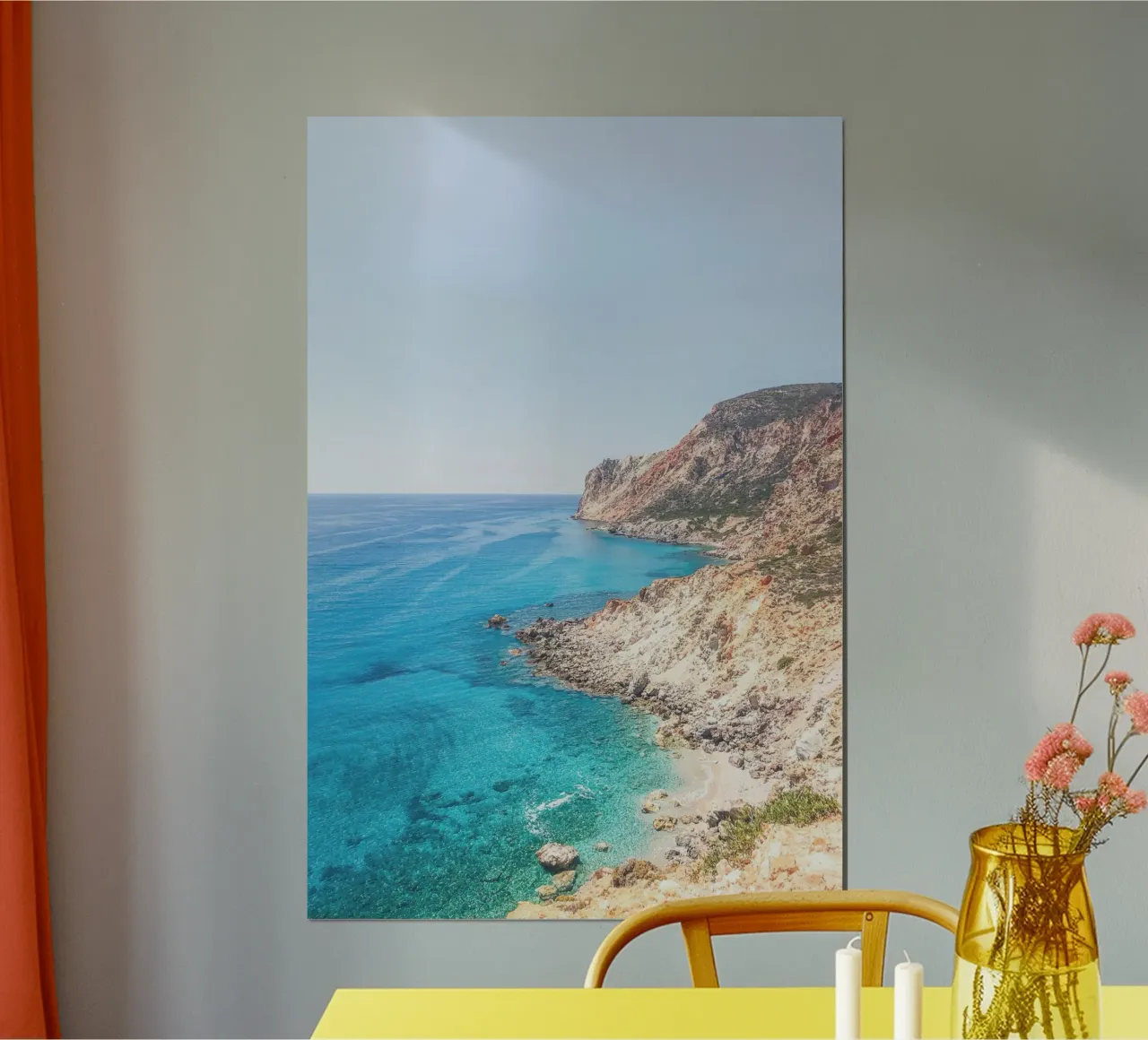 Milos, Grecia I Paesaggio montano paradiso selvaggio poster con telaio in alluminio da Julie Travel Photography