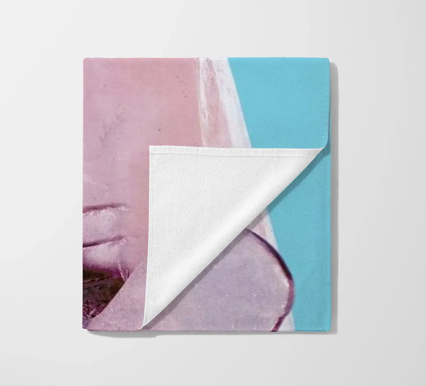 Attack! Blue strandhanddoek van Ballack Art House