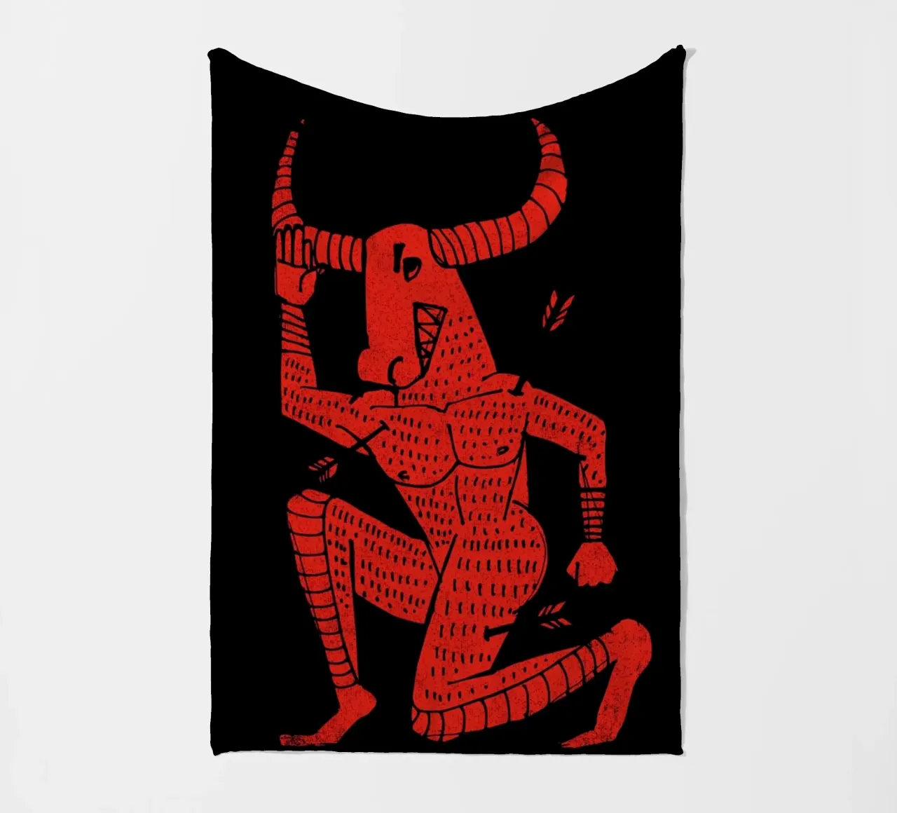 Minotaur coperta in pile da Matthew Taylor Wilson
