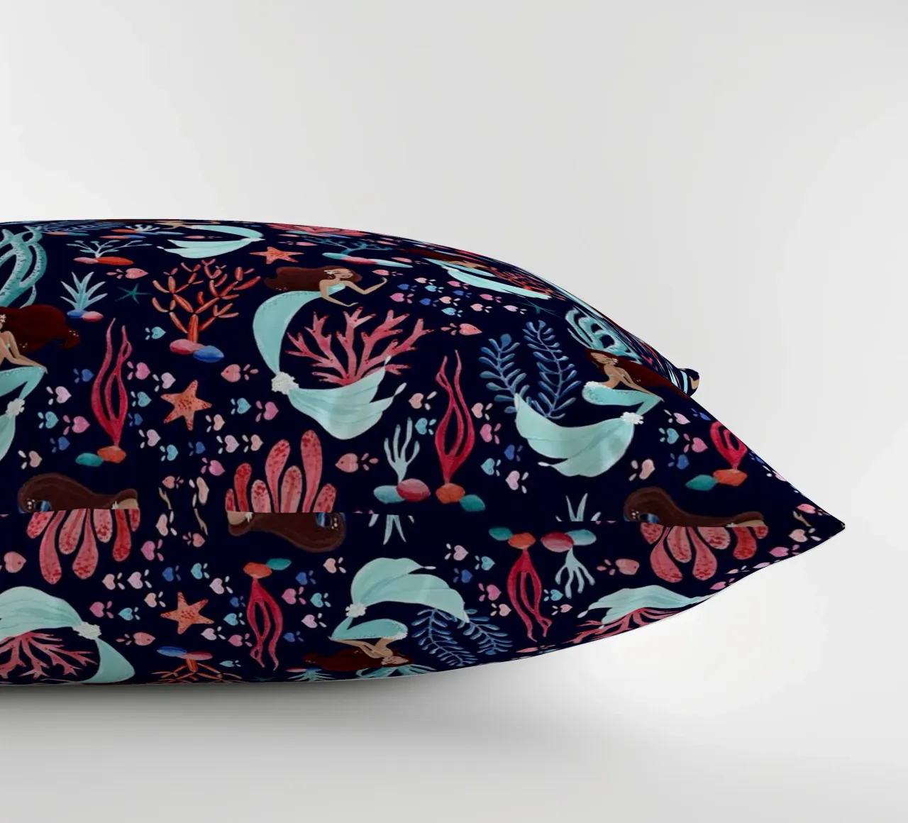 Fantom Fifi Art - Meerjungfrauen Muster Navy cuscino da The Artcircle