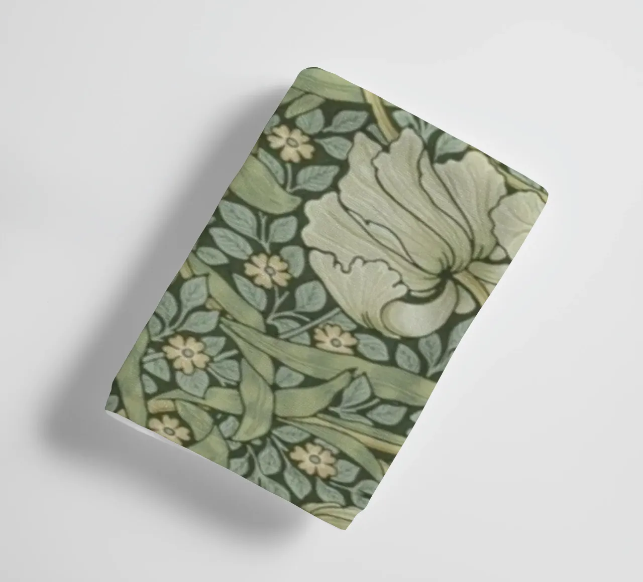 William Morris Botanical Vintage Print, Green Pattern (motif vert) serviette de bain de ArtHaus