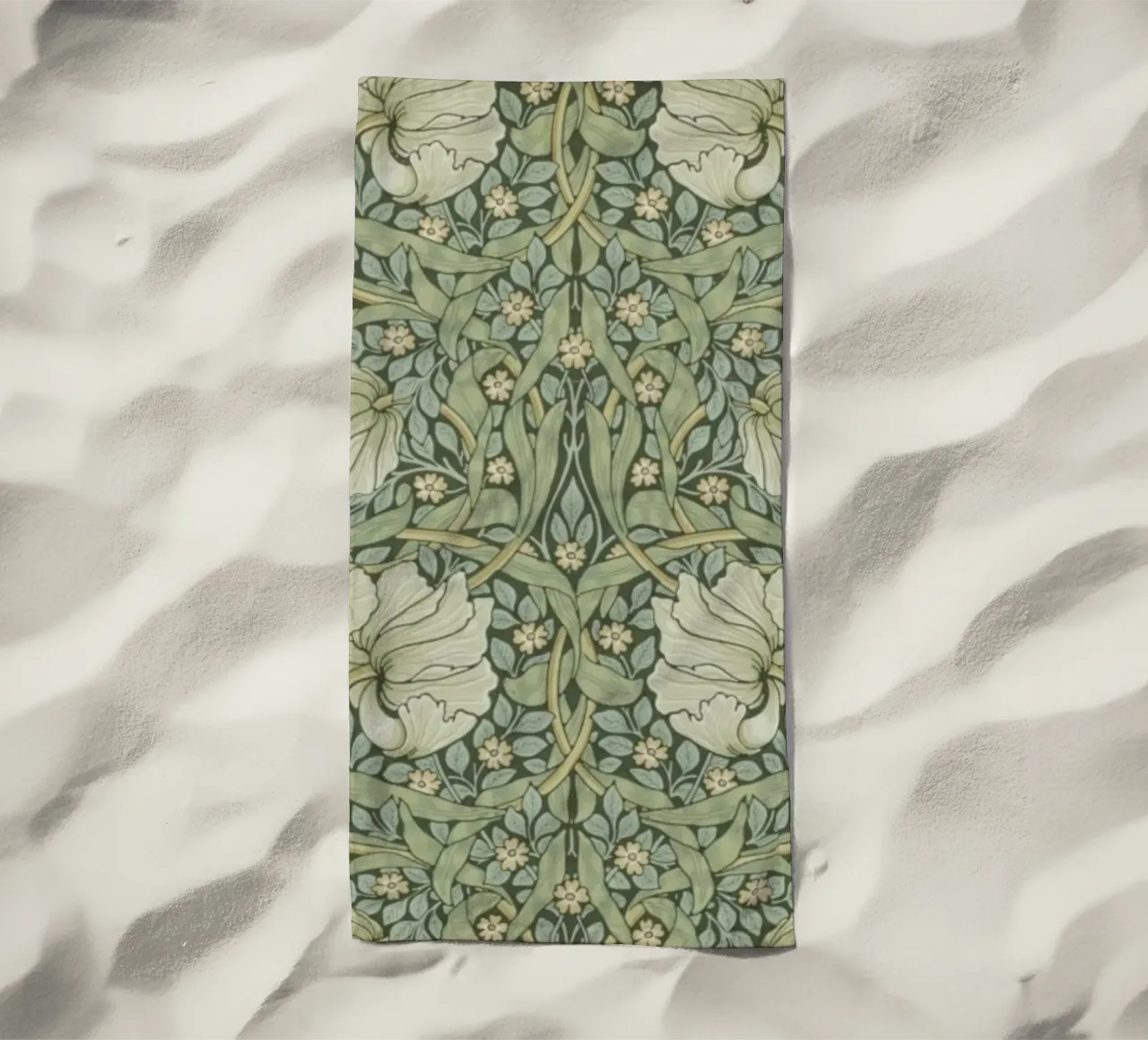William Morris Botanical Vintage Print, Green Pattern (motif vert) serviette de plage de ArtHaus