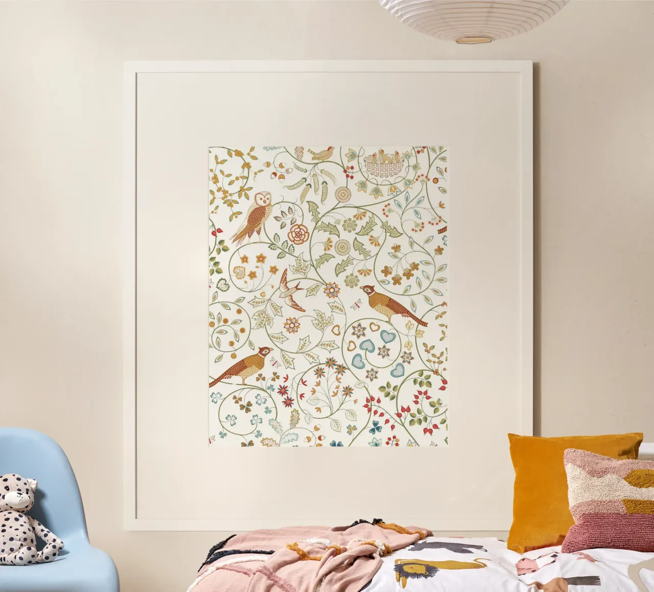 Impresiones de William Morris, arte botánico de pared, decoración con pájaros poster con marco de aluminio de ArtHaus
