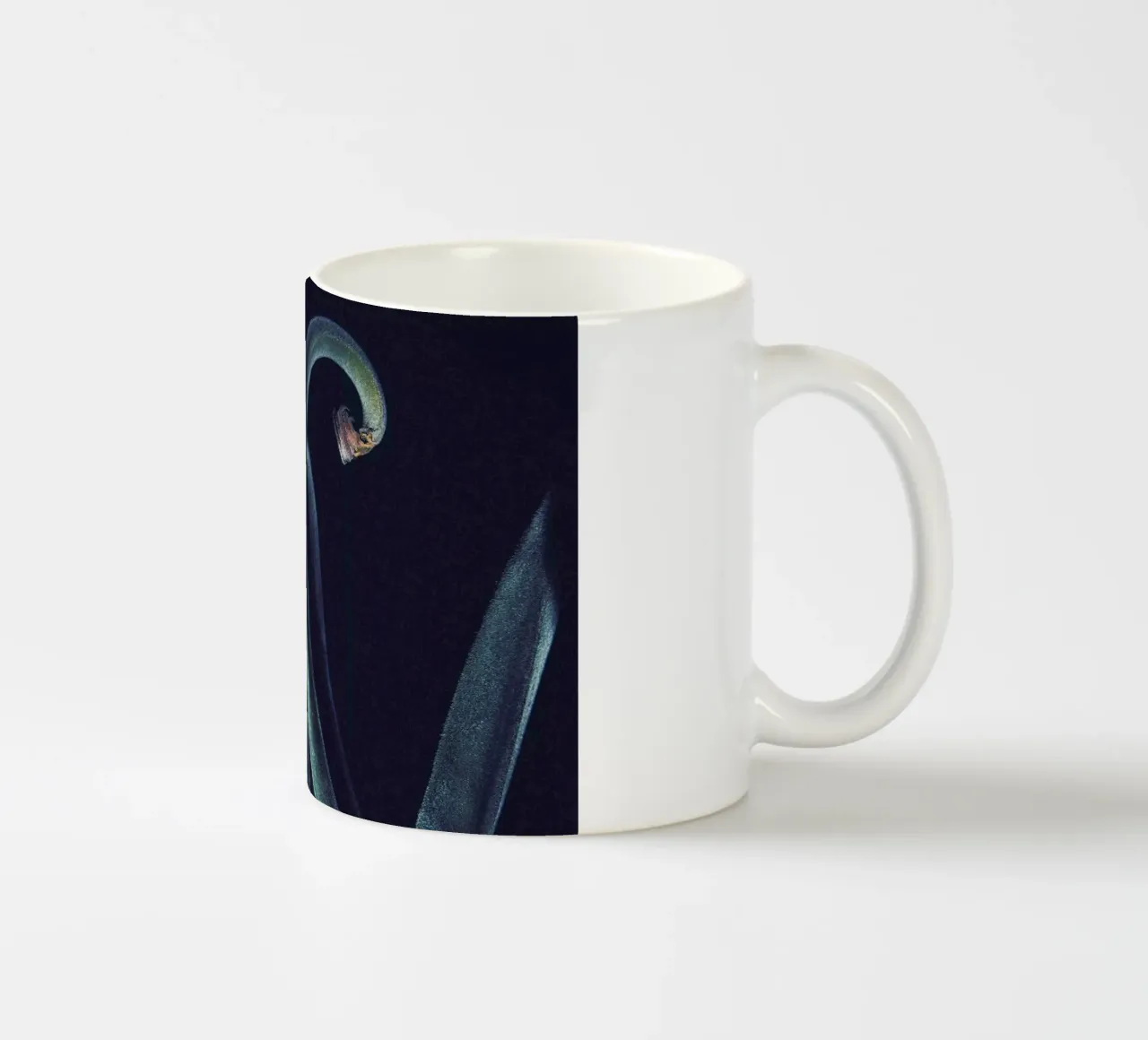 The Curve mug en céramique de Pale Grain