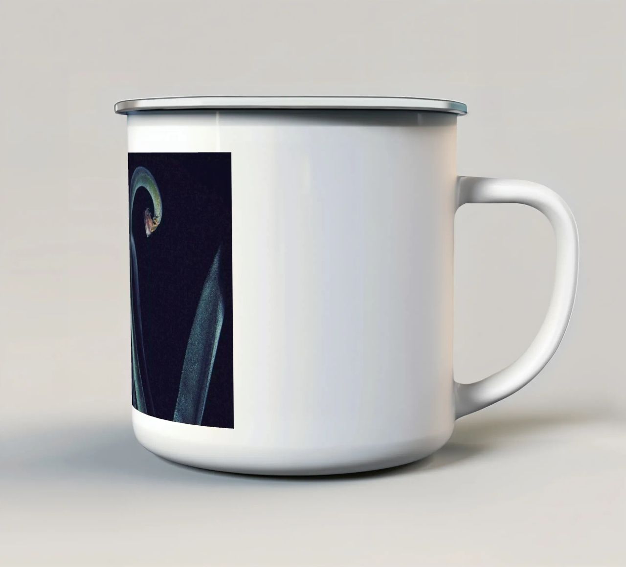 The Curve tazza in smalto da Pale Grain