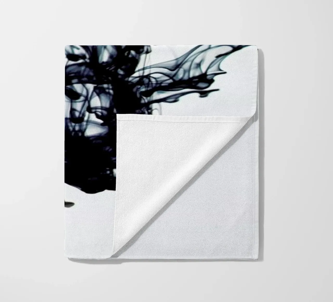 Sudden Movement telo mare da Studio Nahili