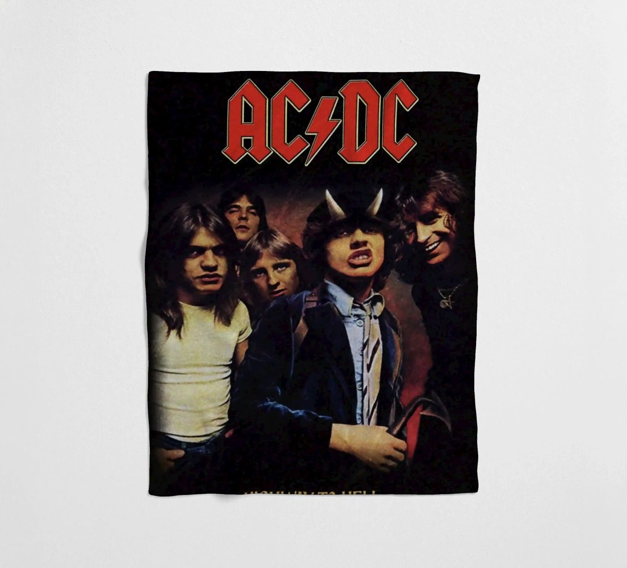 ACDC - Highway to Hell coperta in pile da SoundStudio