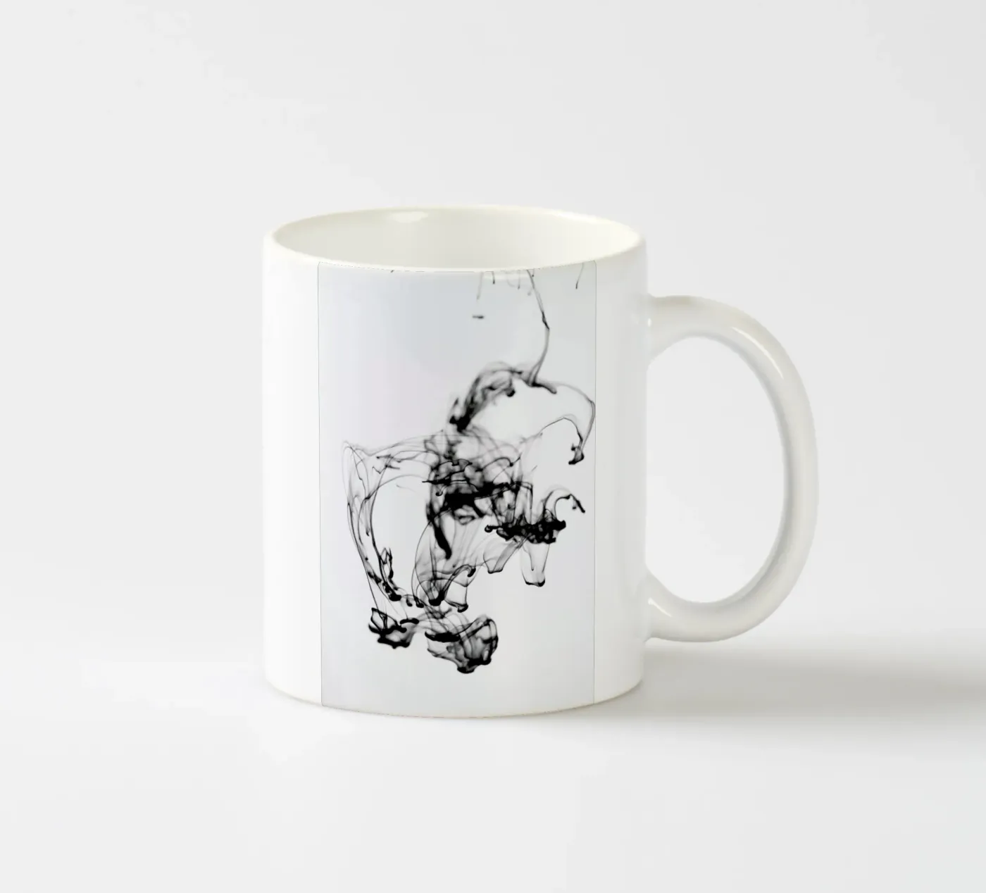 Smooth Movement ceramic mug by Studio Nahili