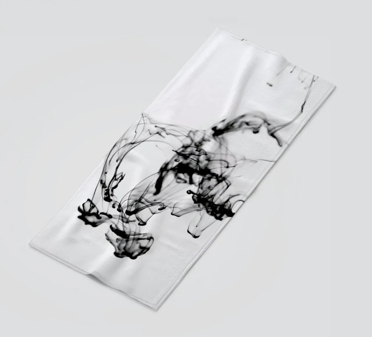 Smooth Movement Strandtuch von Studio Nahili