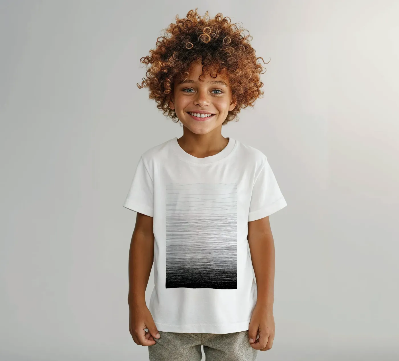 Fade kids t-shirt by Studio Nahili