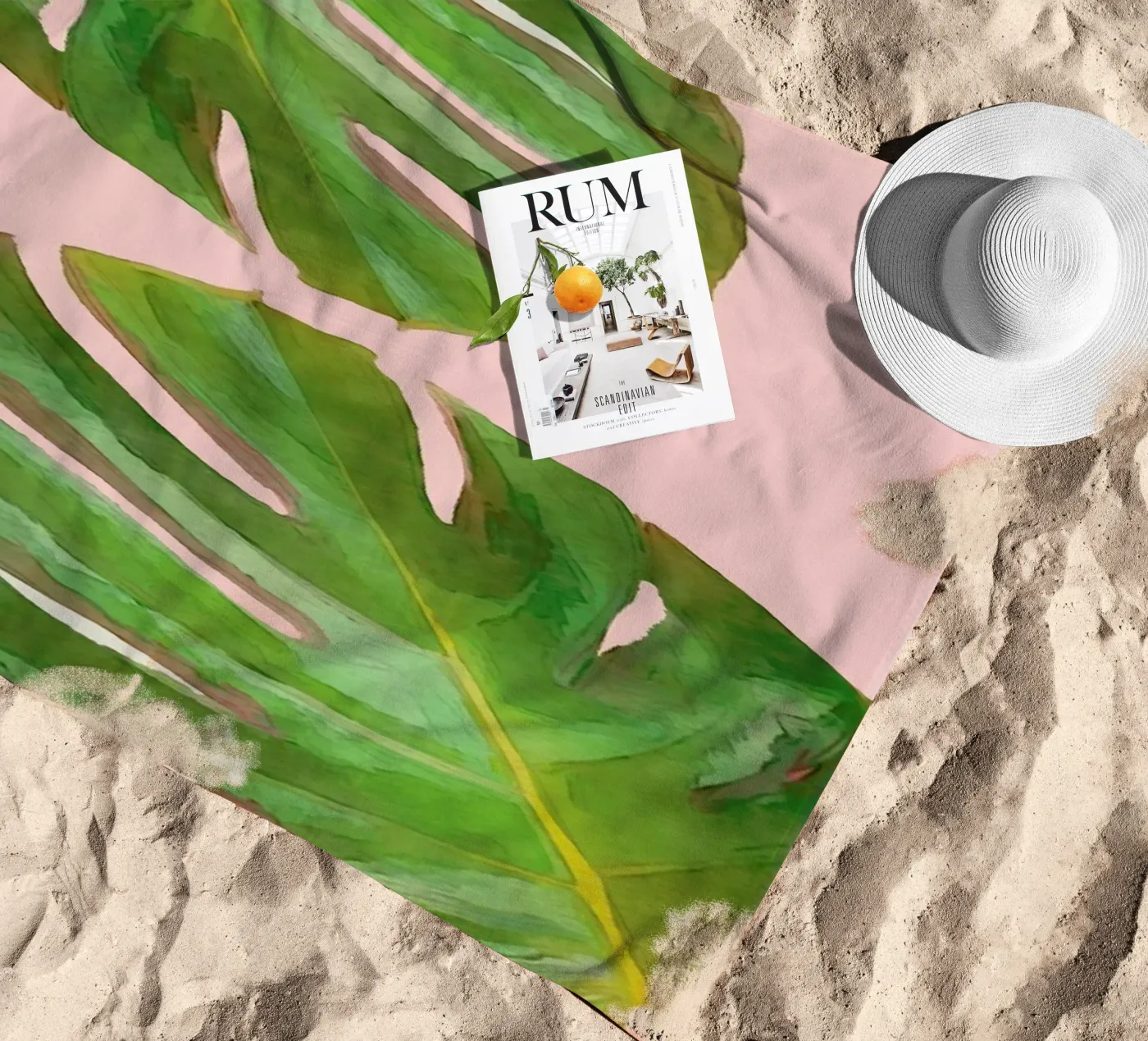 Tropico strandhanddoek van Xchange Art Studio