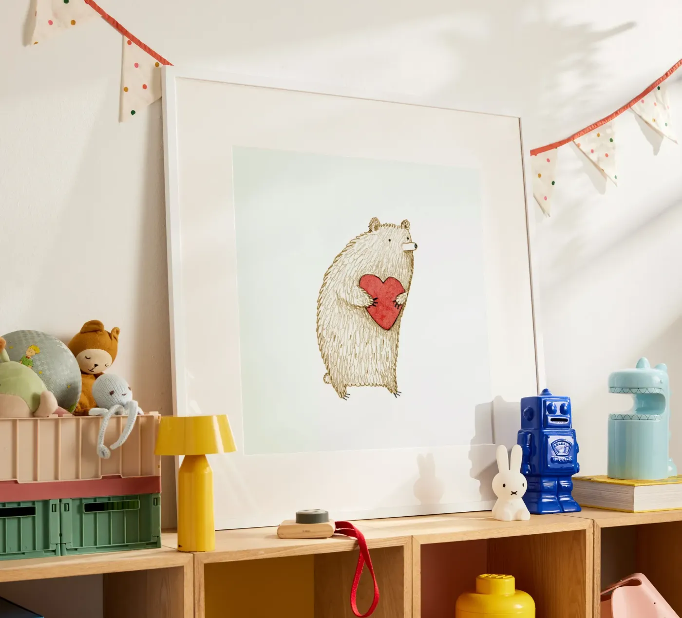 Bear With Heart poster van Sophie Corrigan