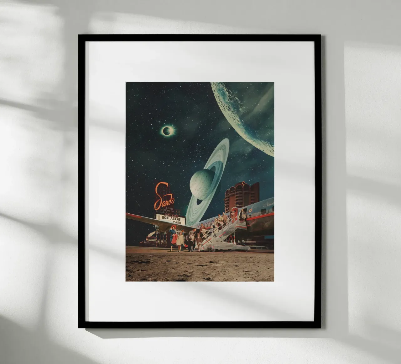 a postcard from year 2348 poster con telaio in alluminio da Frank Moth