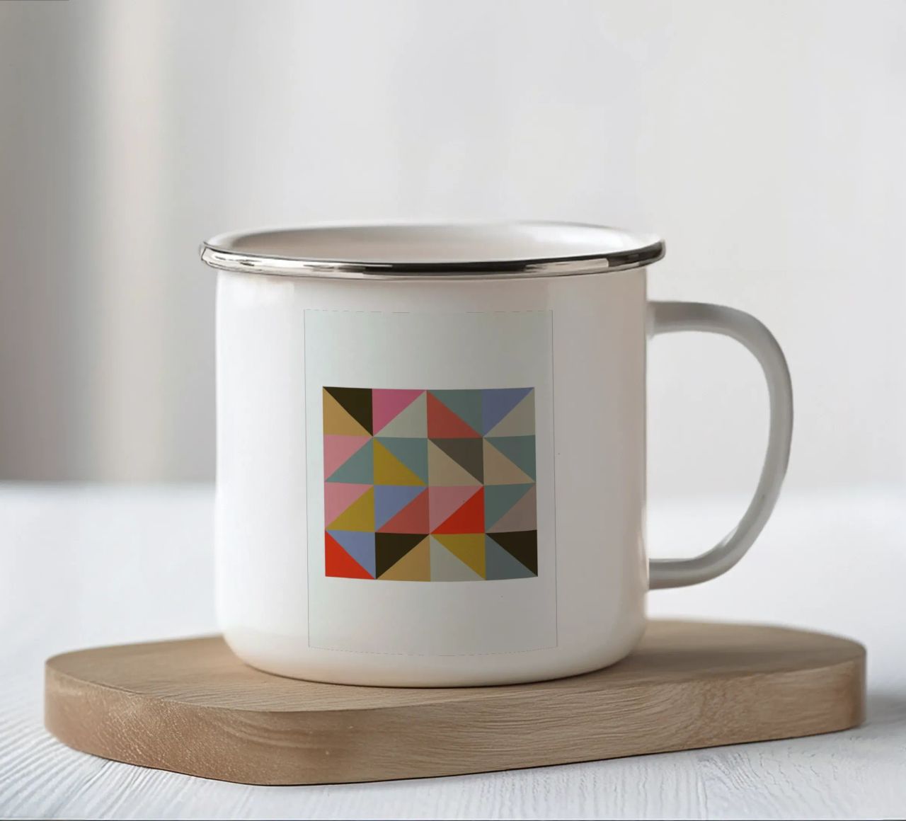 Harlequin II tazza in smalto da Visual Philosophy