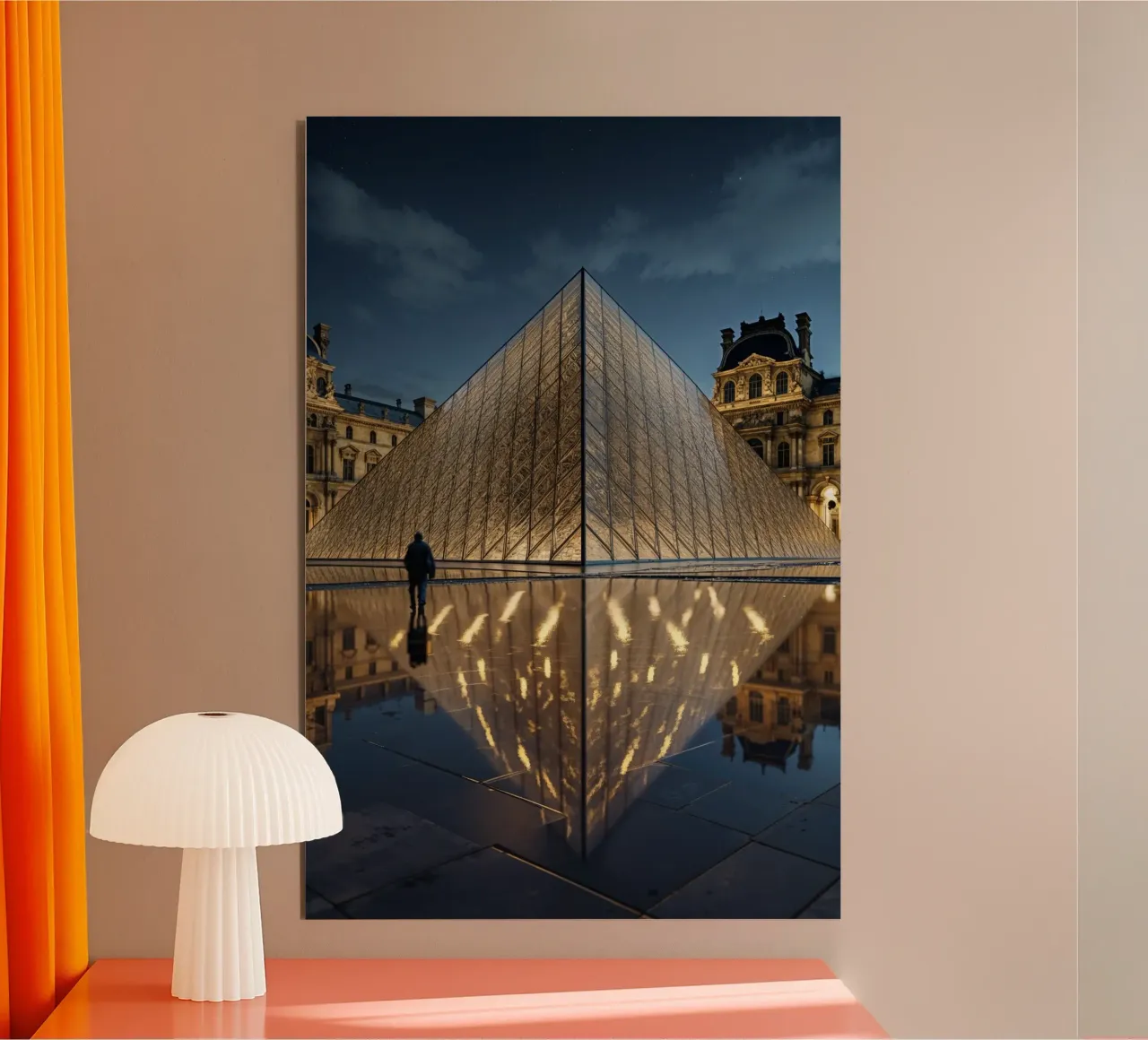 Illuminated Louvre Pyramid and Reflection alluminio dibond da AlbertKlee