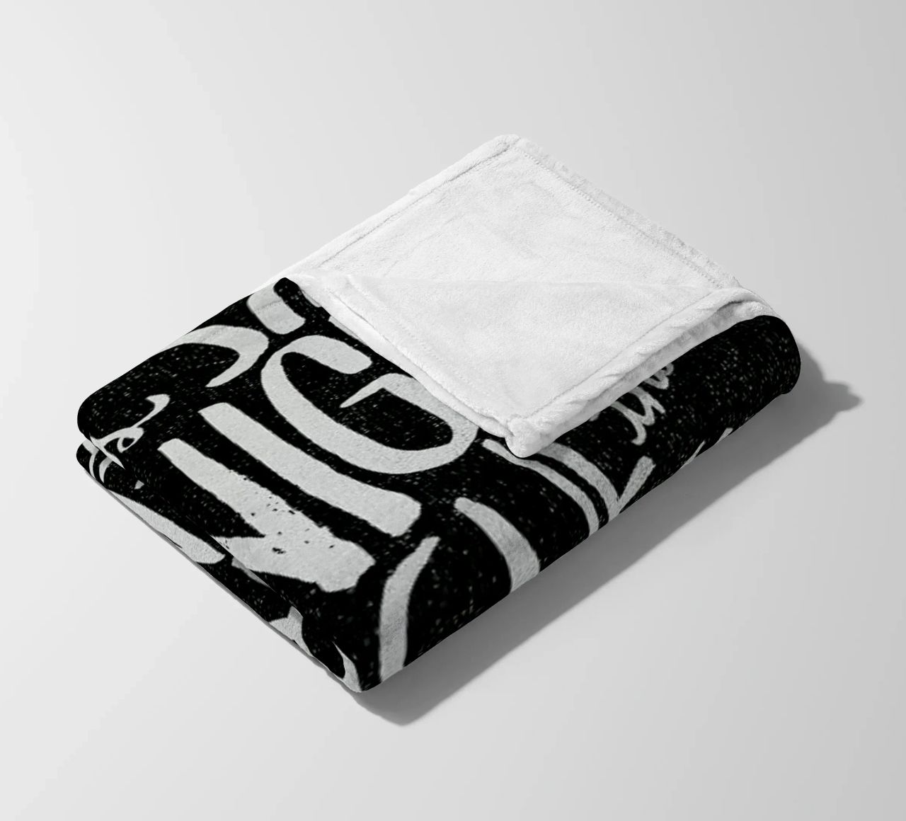 Pursue Adventure coperta in pile da Matthew Taylor Wilson