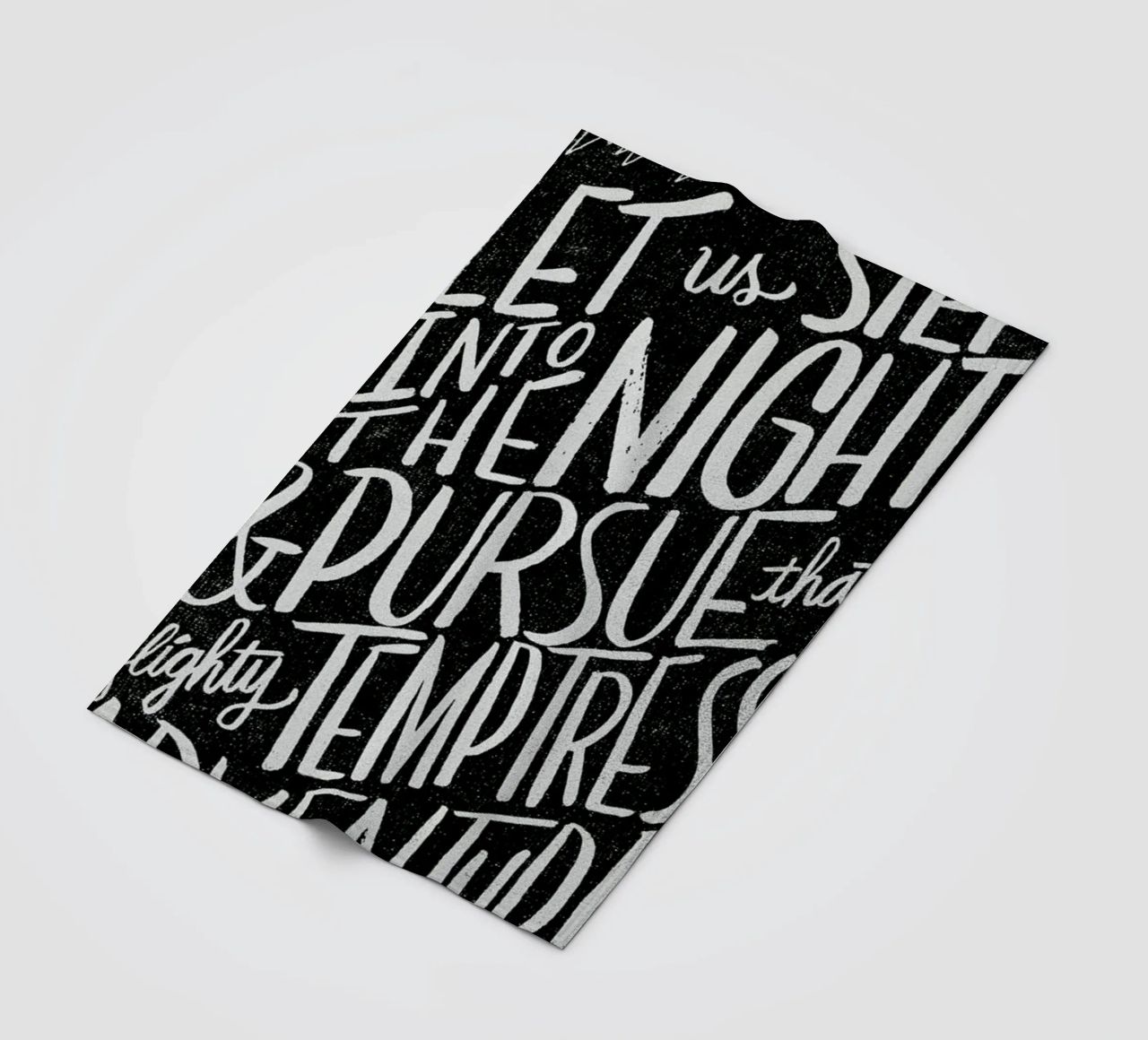 Pursue Adventure coperta in pile da Matthew Taylor Wilson