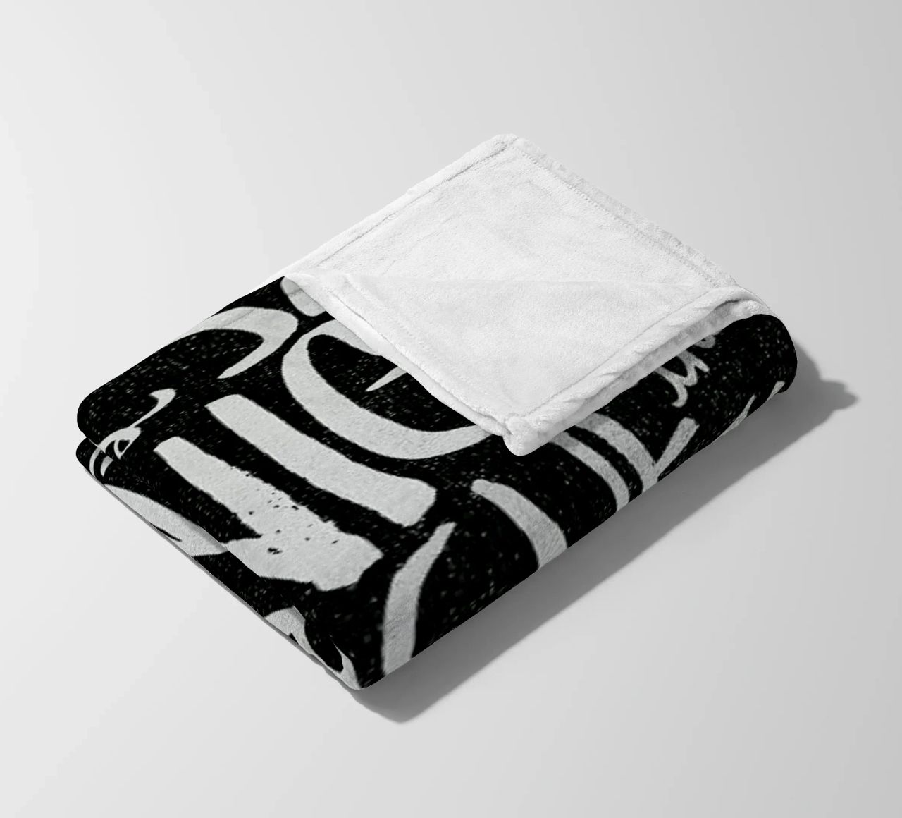 Pursue Adventure coperta in pile da Matthew Taylor Wilson