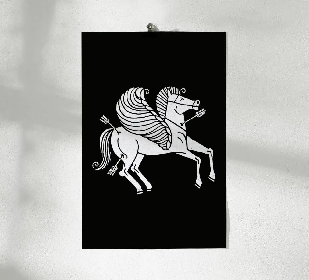 Animal Of War poster con telaio in plastica da Matthew Taylor Wilson