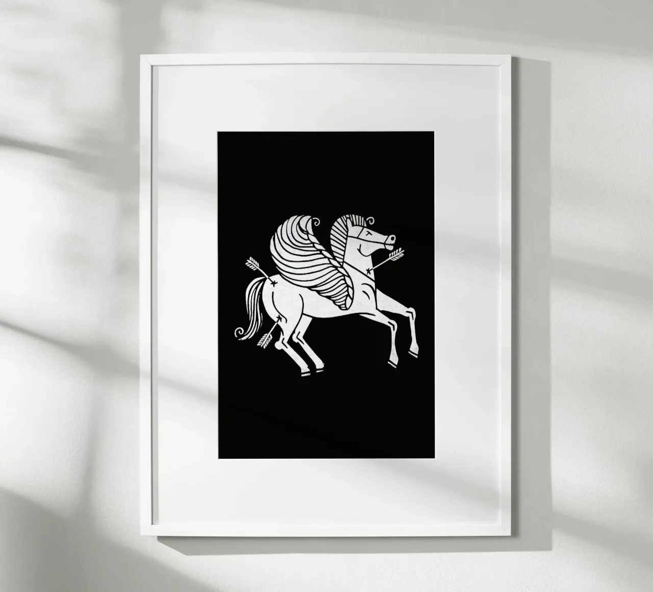 Animal Of War poster con telaio in plastica da Matthew Taylor Wilson