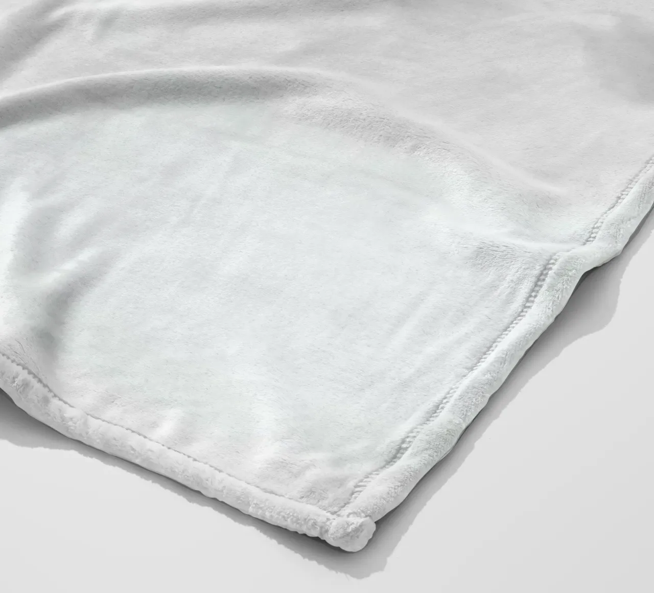 Above the Clouds coperta in pile da Chris Abatzis