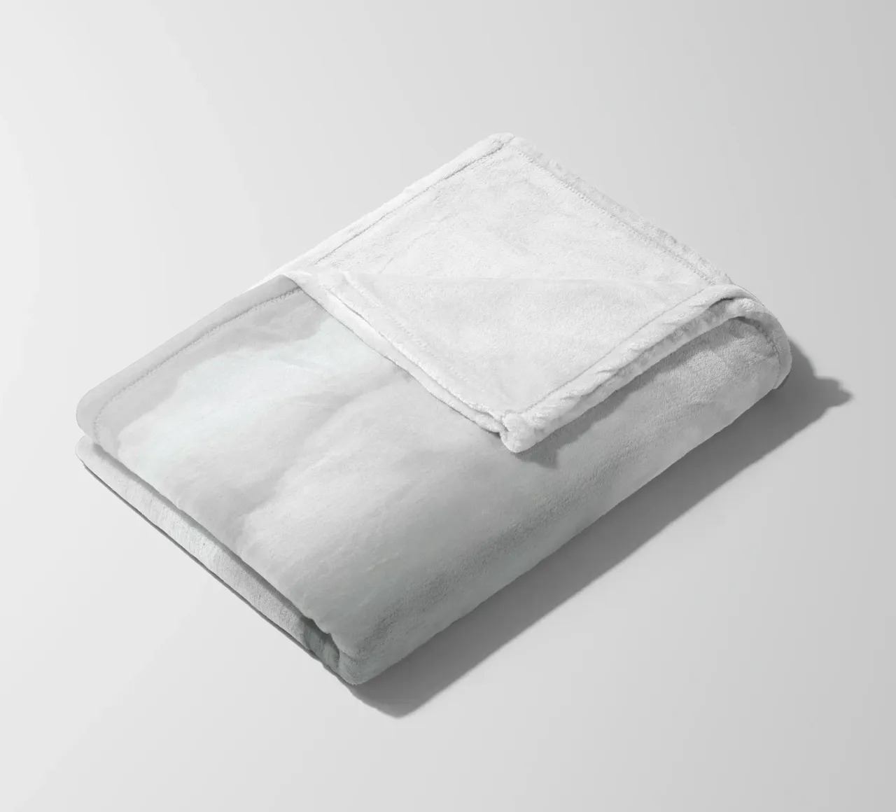 Above the Clouds coperta in pile da Chris Abatzis