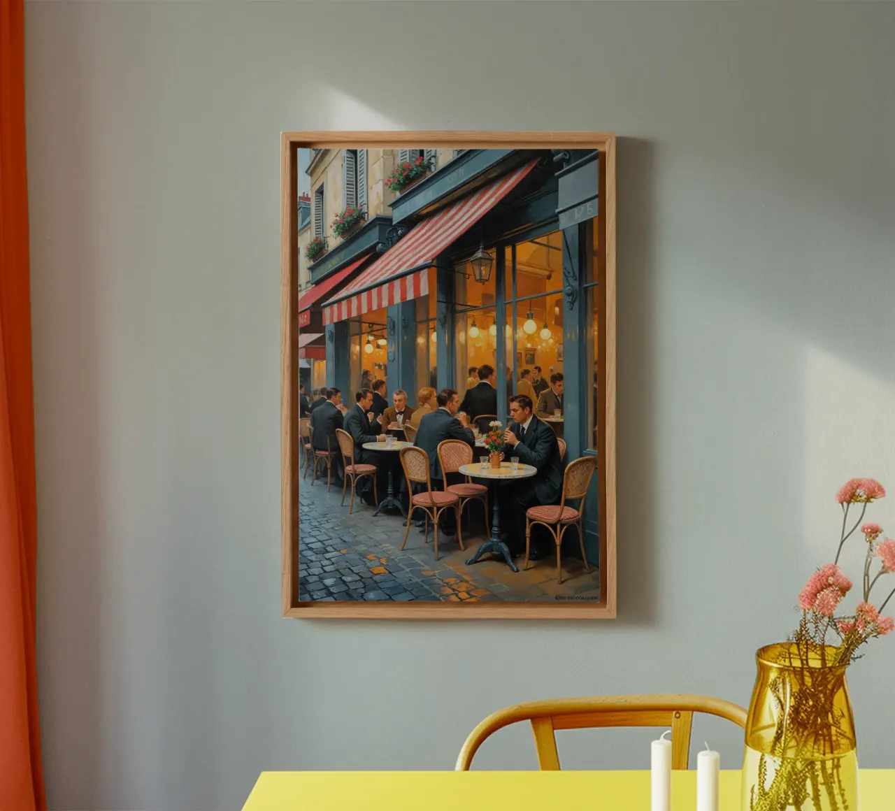 Parisian Café with Vibrant Atmosphere tela con Cornice a cassetta da AlbertKlee