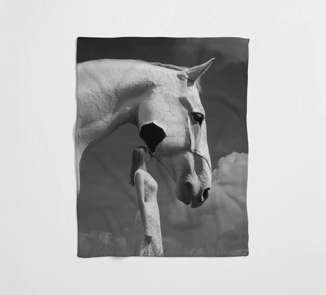 Broken Fleecedecke von Art Unleashed