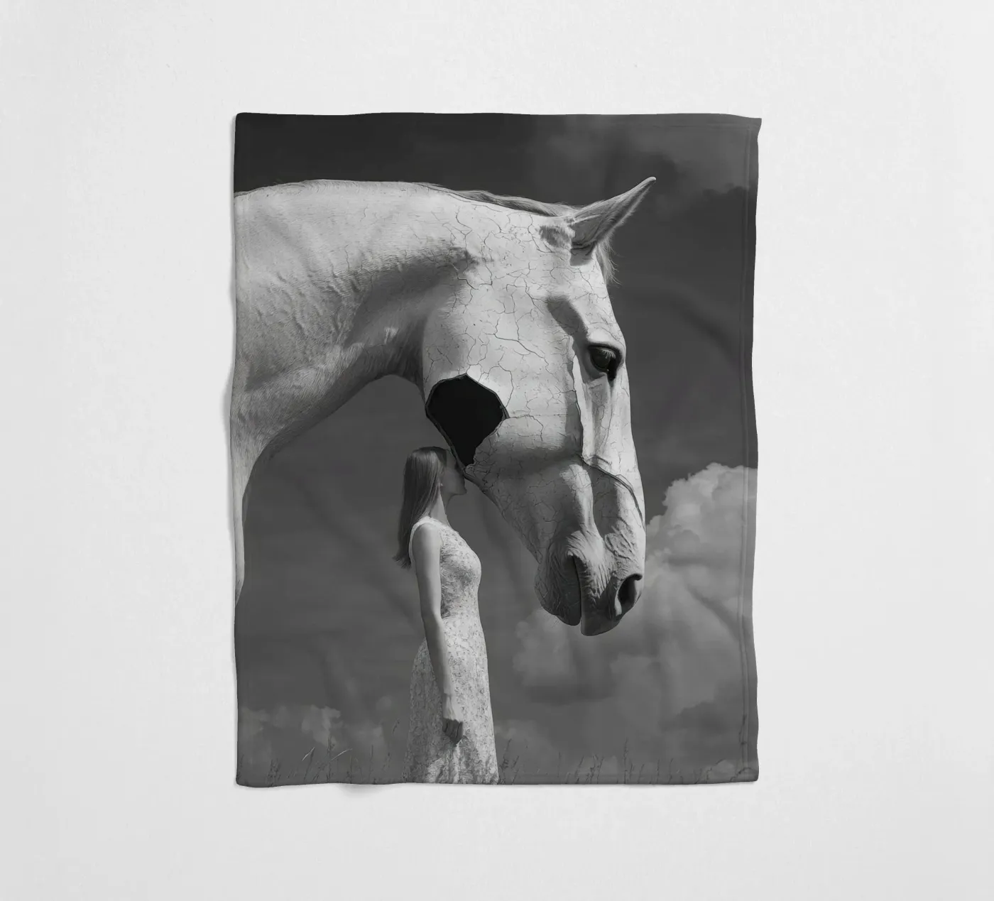 Broken Fleecedecke von Art Unleashed