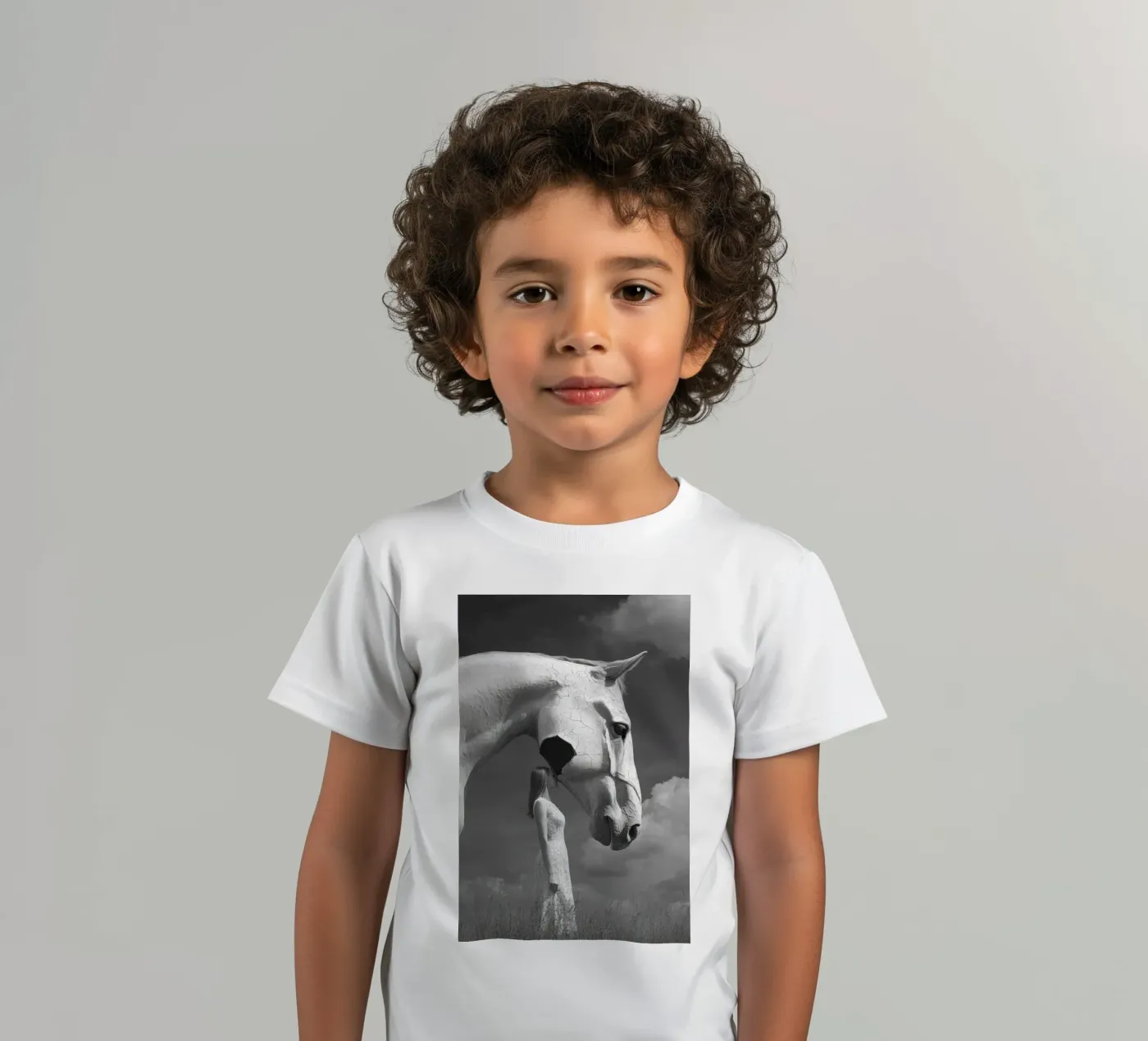 Broken Kinder T-Shirt von Art Unleashed