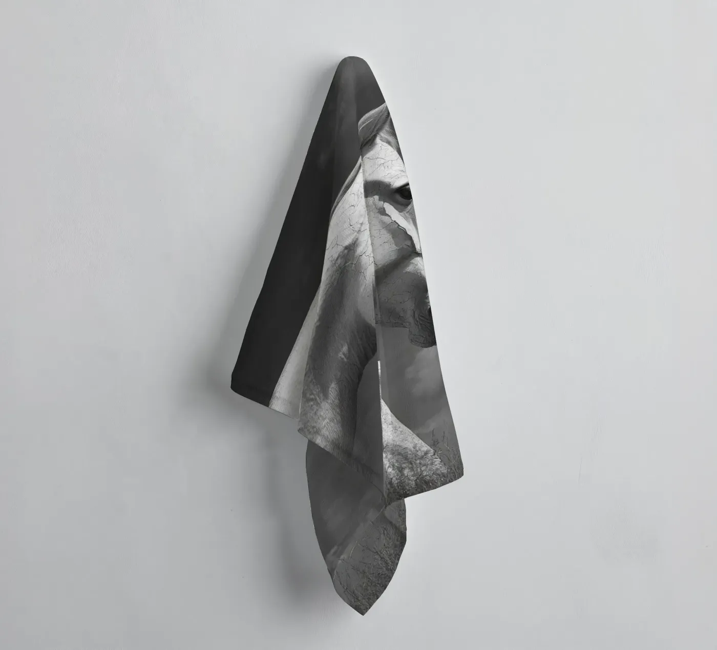 Broken badhanddoek van Art Unleashed