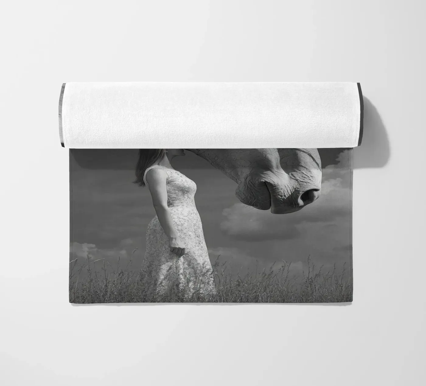 Broken beach towel by Art Unleashed