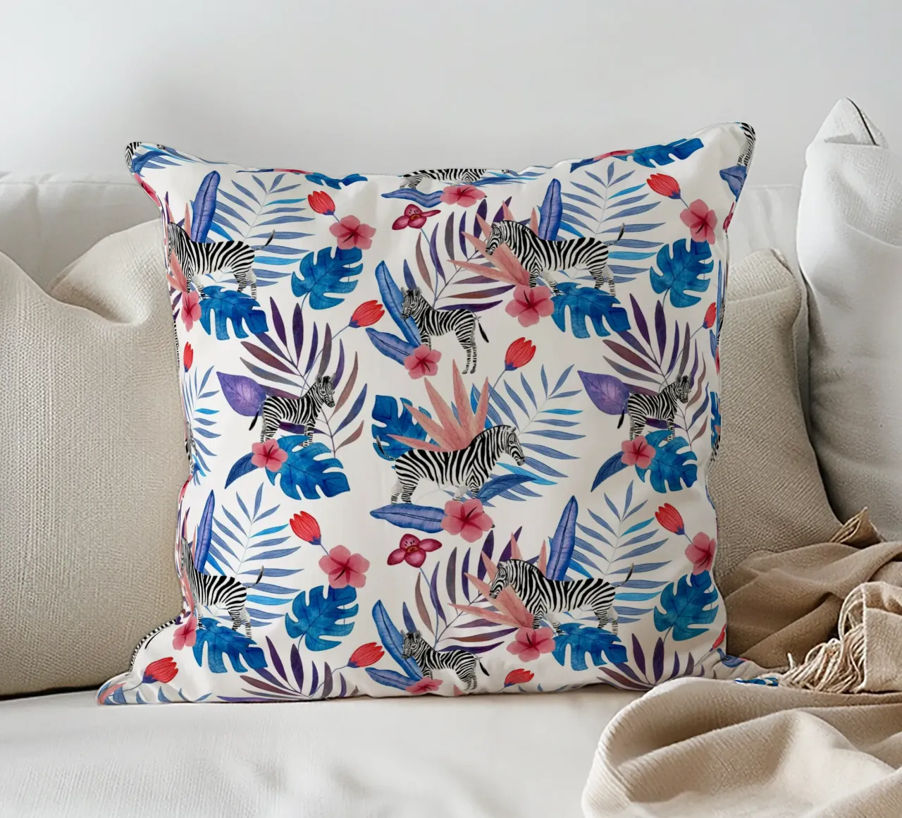 Fantom Fifi Art - Tropisches Zebra Weiß cuscino da The Artcircle