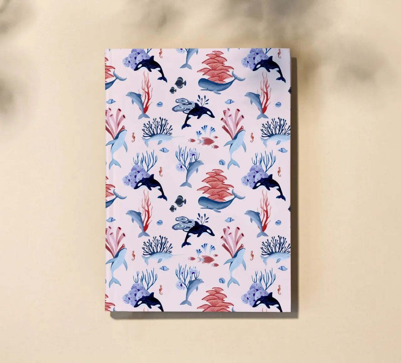 Fantom Fifi Art - Unterwasser Korallen notebook by The Artcircle
