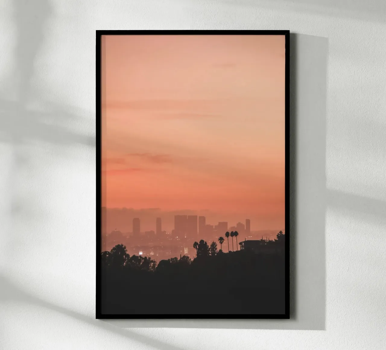 Los Angeles, USA I Tramonto sullo skyline di Los Angeles poster con telaio in alluminio da Julie Travel Photography
