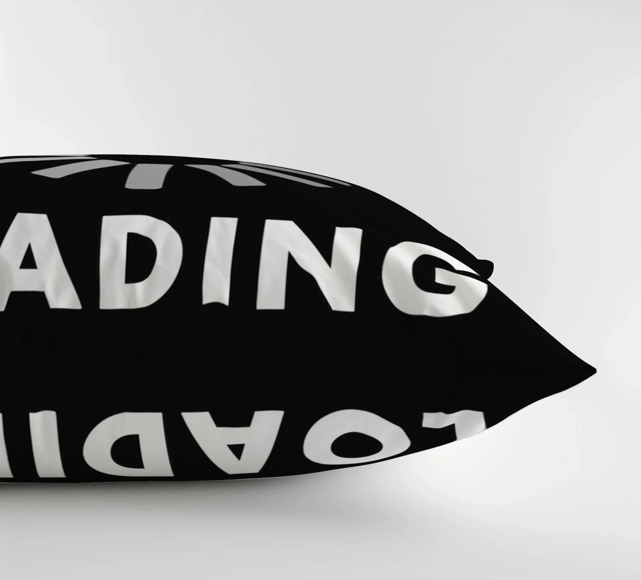 New Me Loading cuscino da WORD & WONDER