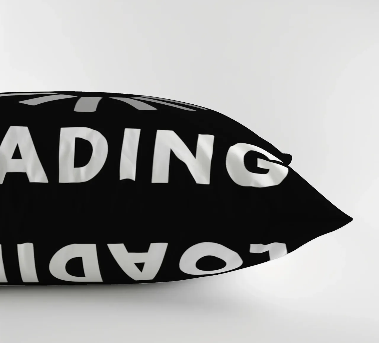 New Me Loading kussen van WORD & WONDER