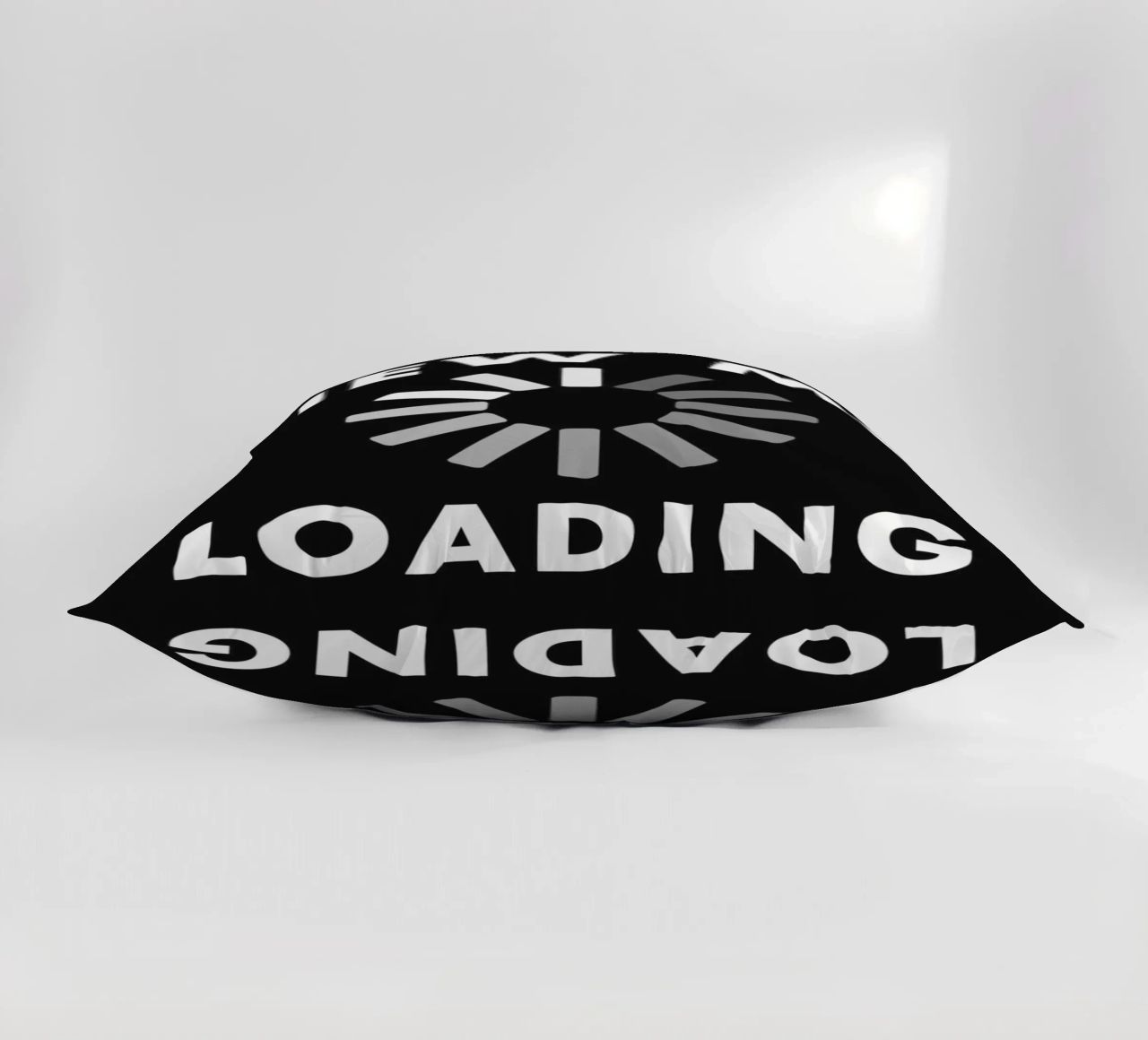 New Me Loading cuscino da WORD & WONDER